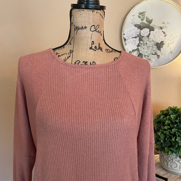 Hippie Rose Rose Dolman Sleeve Top - Picture 2 of 15